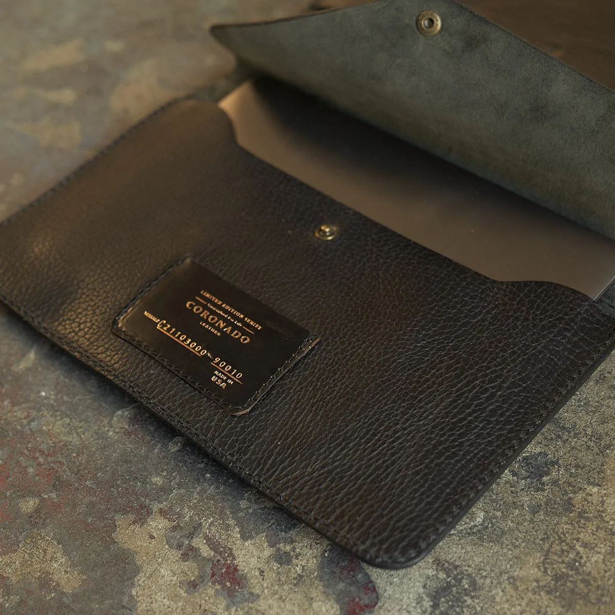 Black Bison Executive Folio | LE Black x 5