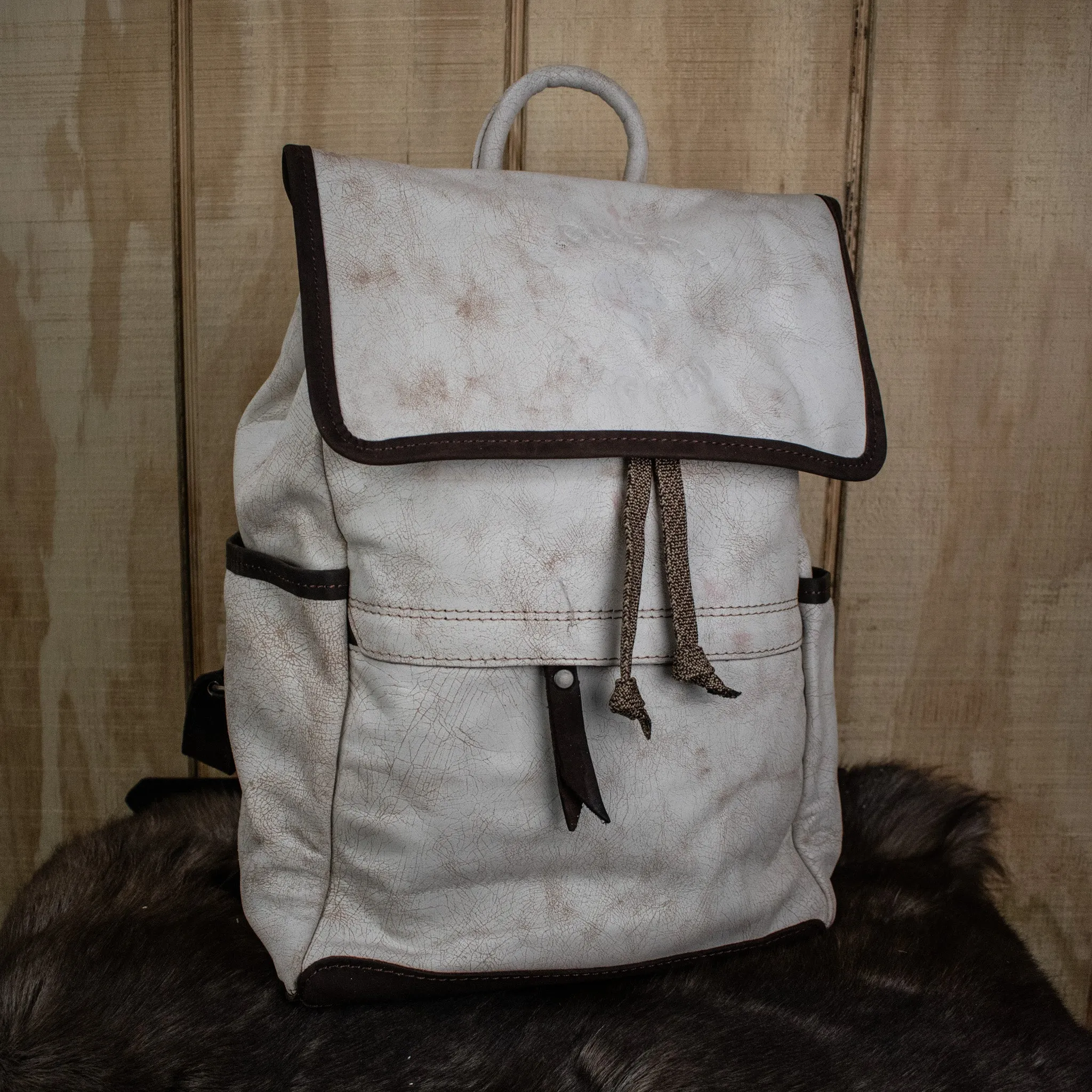 Leather Hide Backpack - White (Weathered)