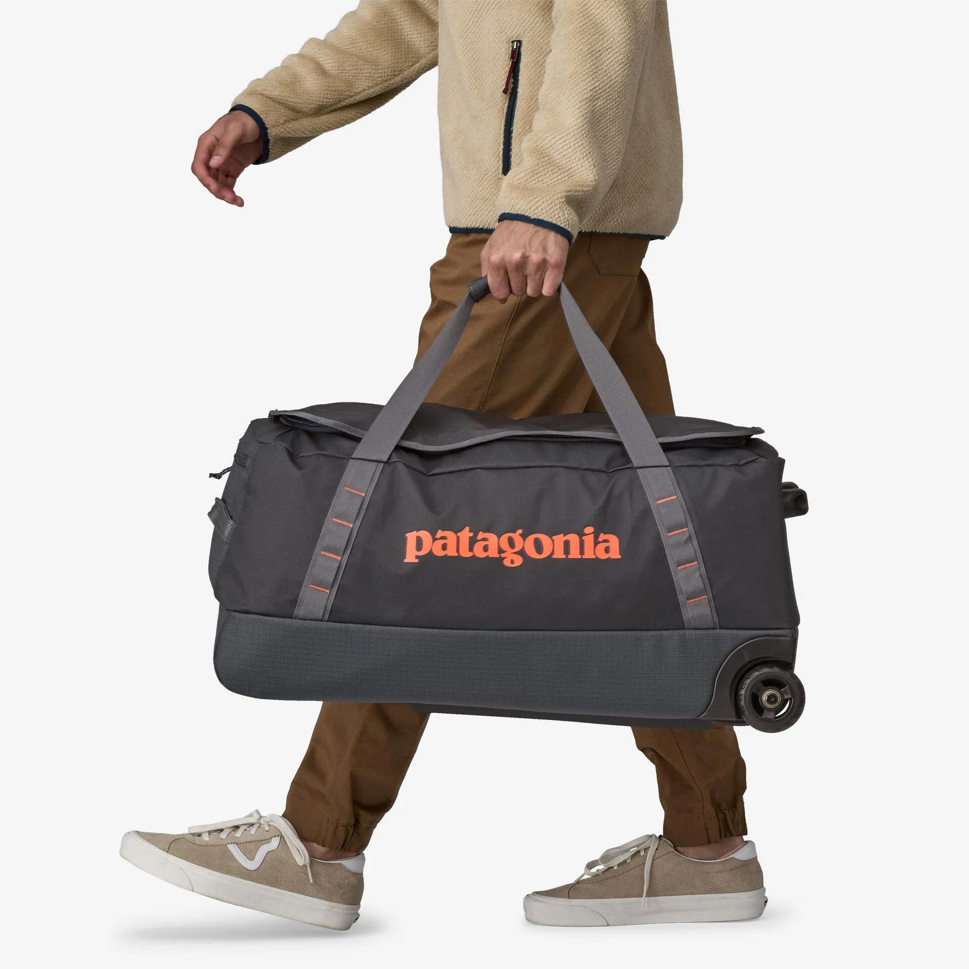 Patagonia Black Hole Wheeled Duffel Bag 70L - Seabird Grey