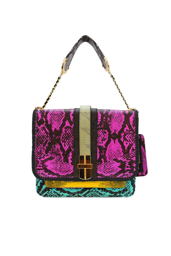 SUPERHERO SATCHEL IN FUCHSIA